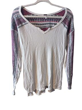 Free People Waffle Knit V-Neck Top with Pink Patterned Sleeves women’s medium